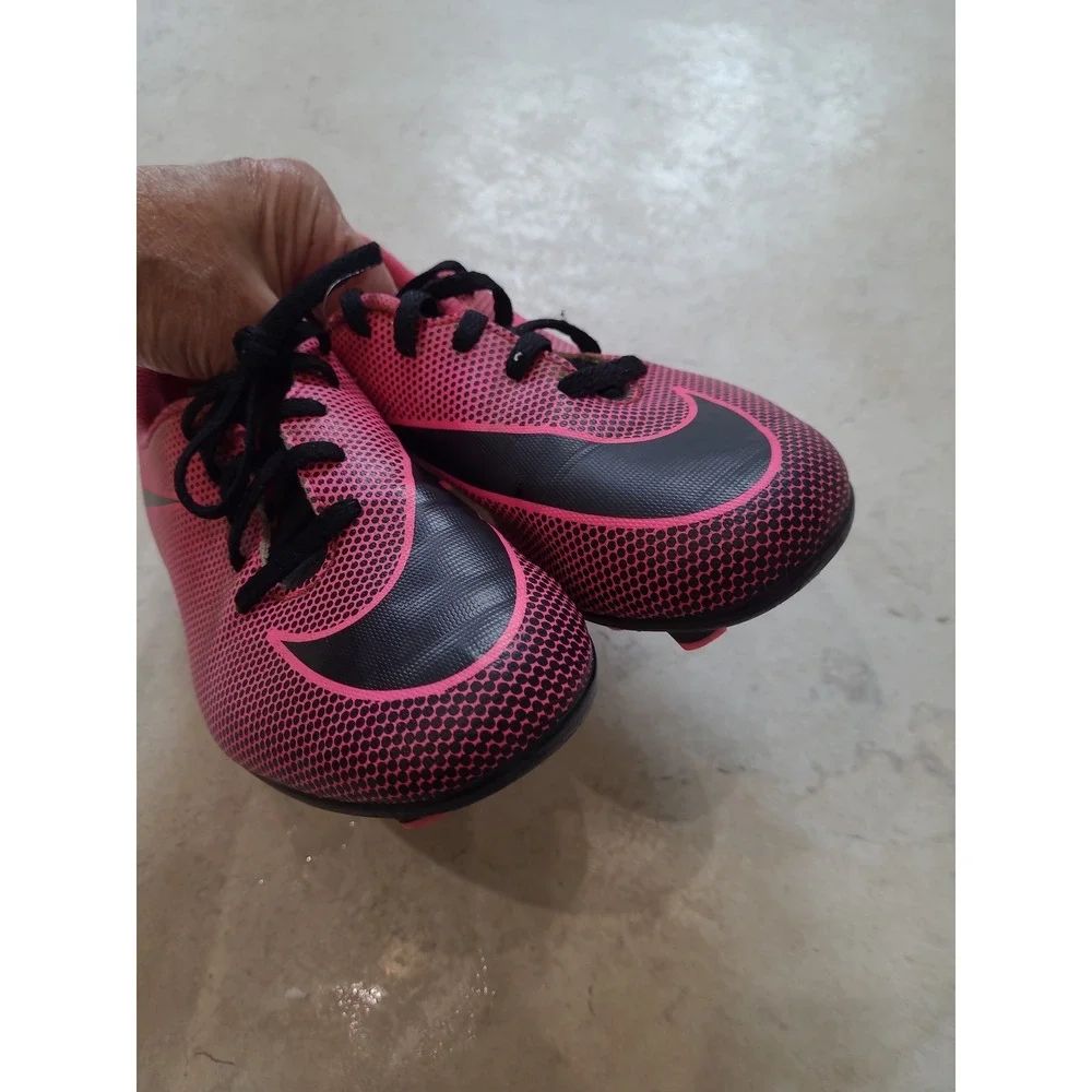 Nike Jr. BRAVATA II FG‎ Youth Size 3Y Soccer Cleats Pink Black Athletic Sports